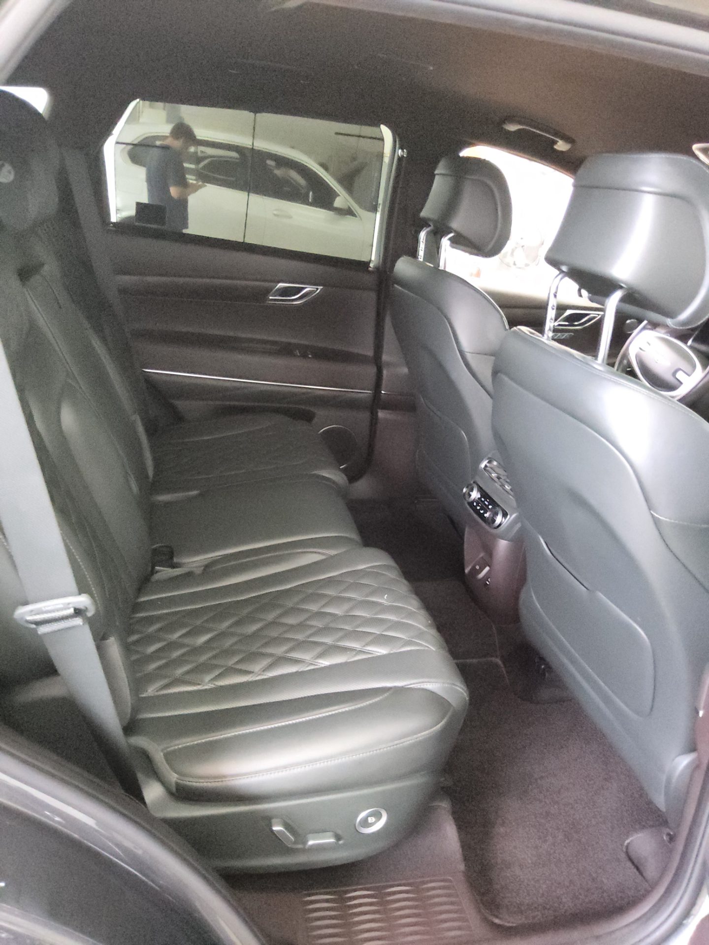 2020 - genesis gv80
