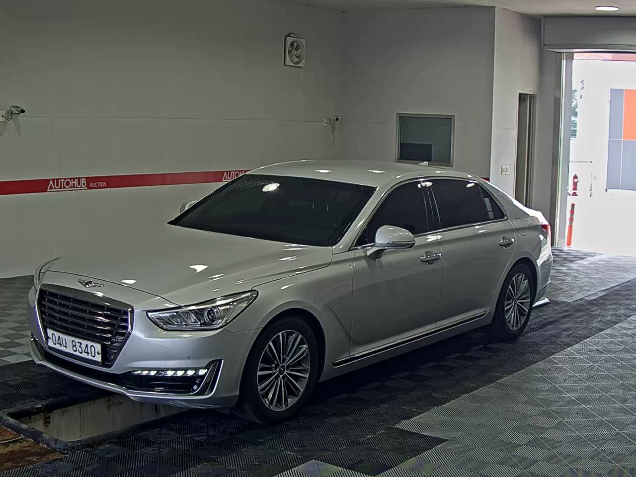 GENESIS EQ900 GDi