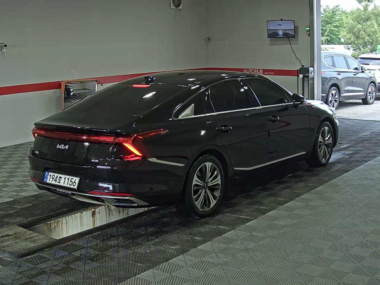 2022 - kia k8