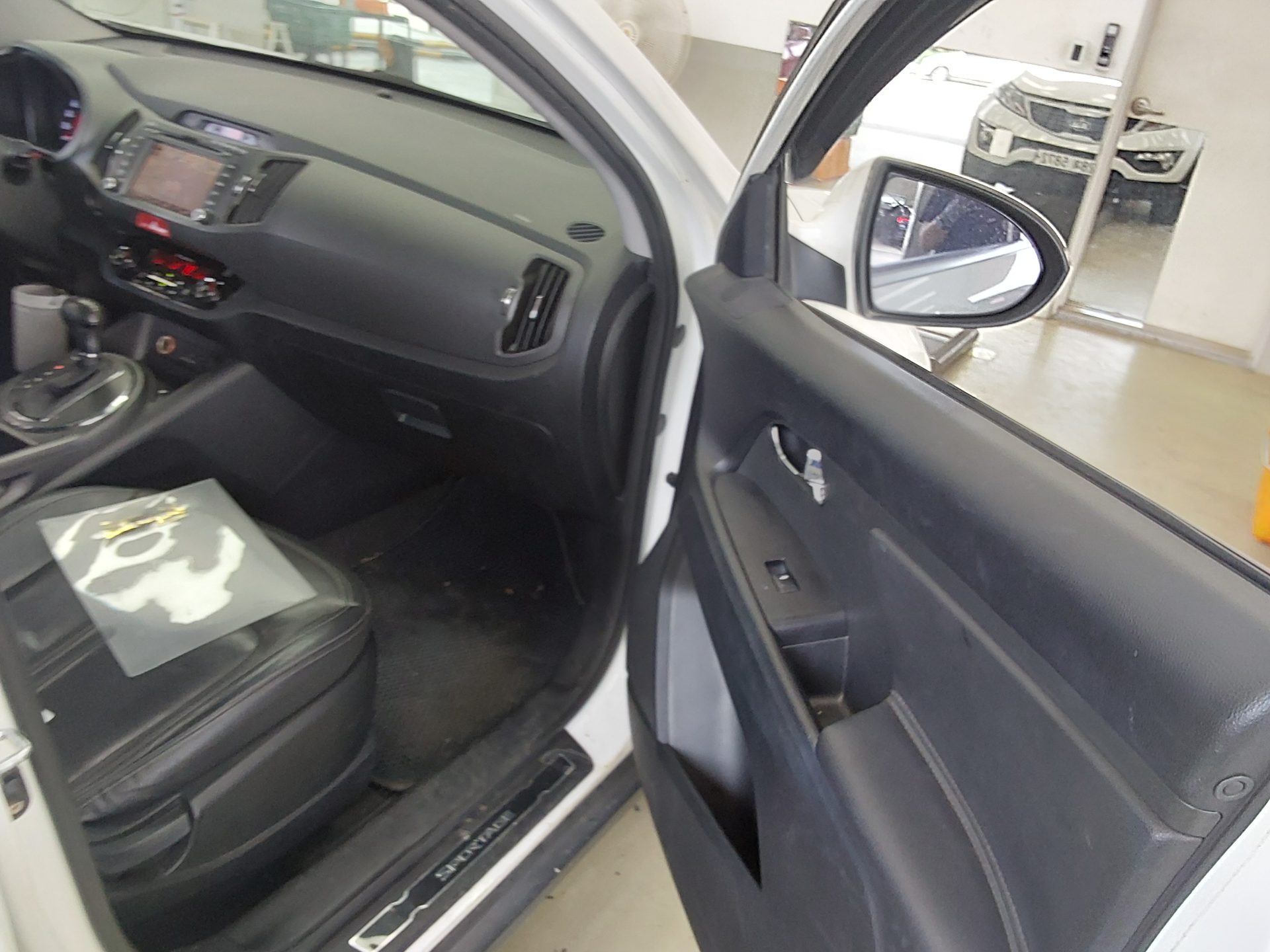 2011 - kia sportage