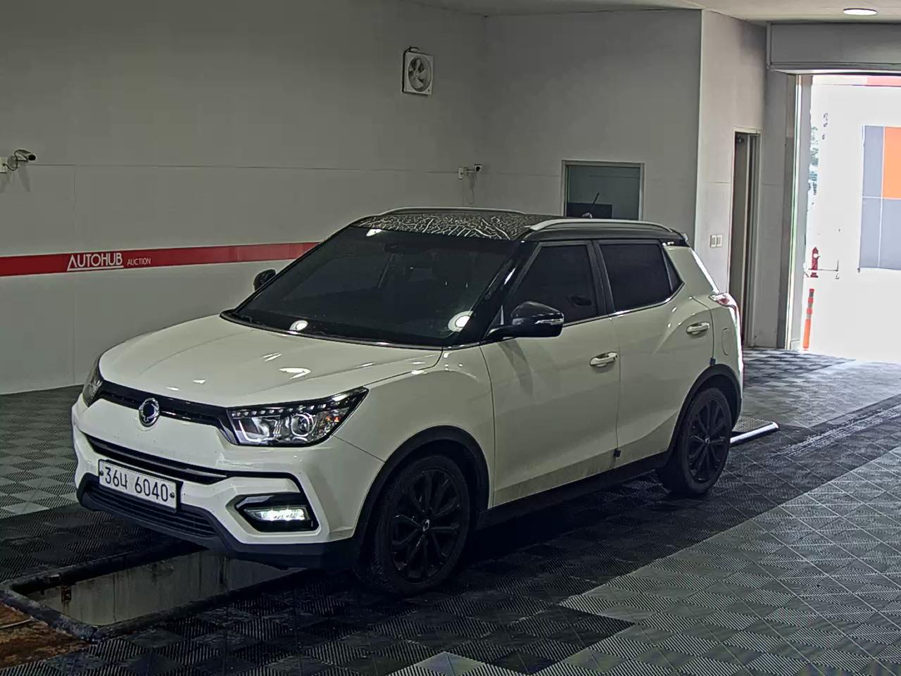 KG MOBILITY (SSANGYONG) TIVOLI ARMOUR GEAR EDITION