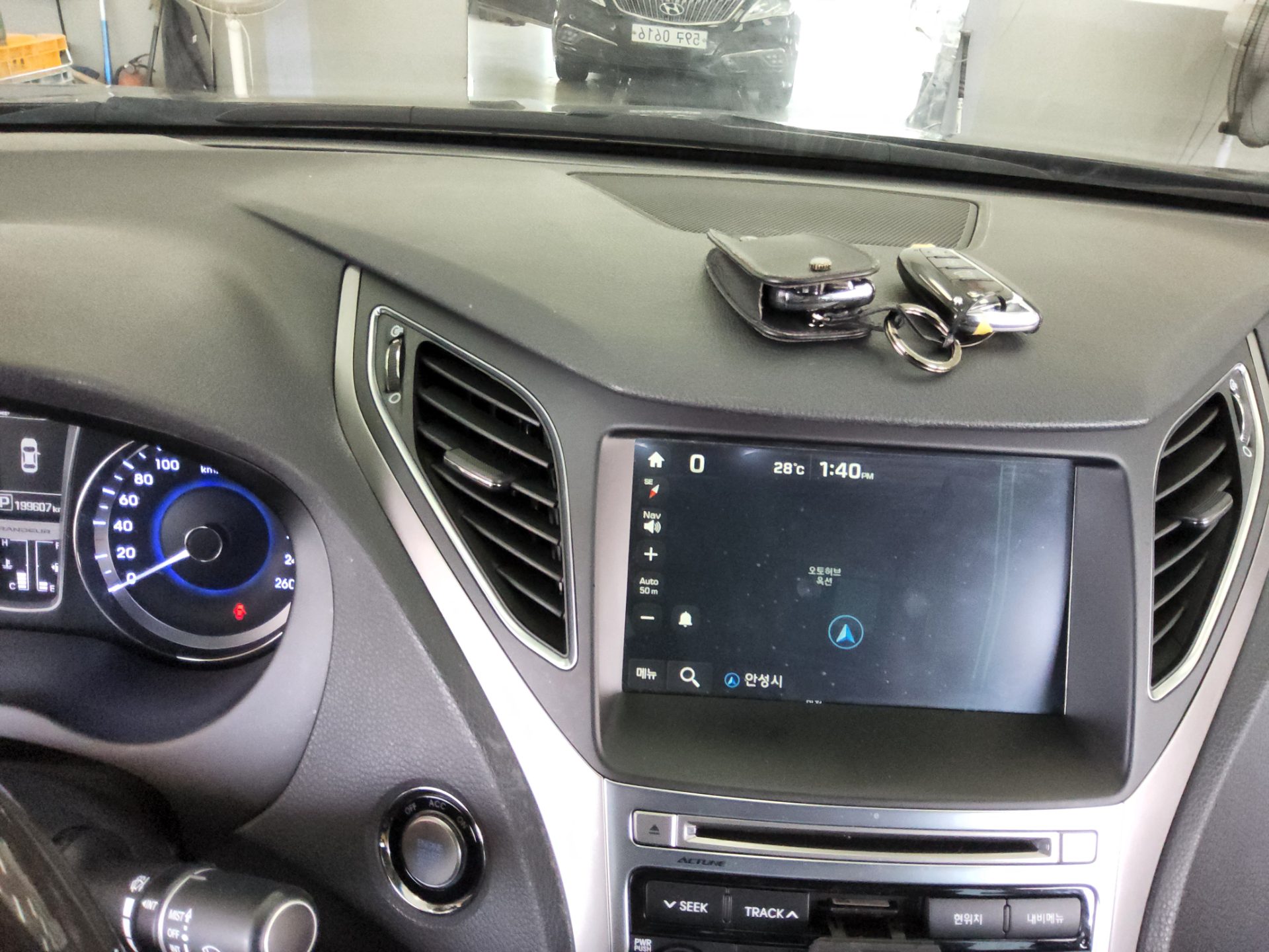 2016 - hyundai grandeur