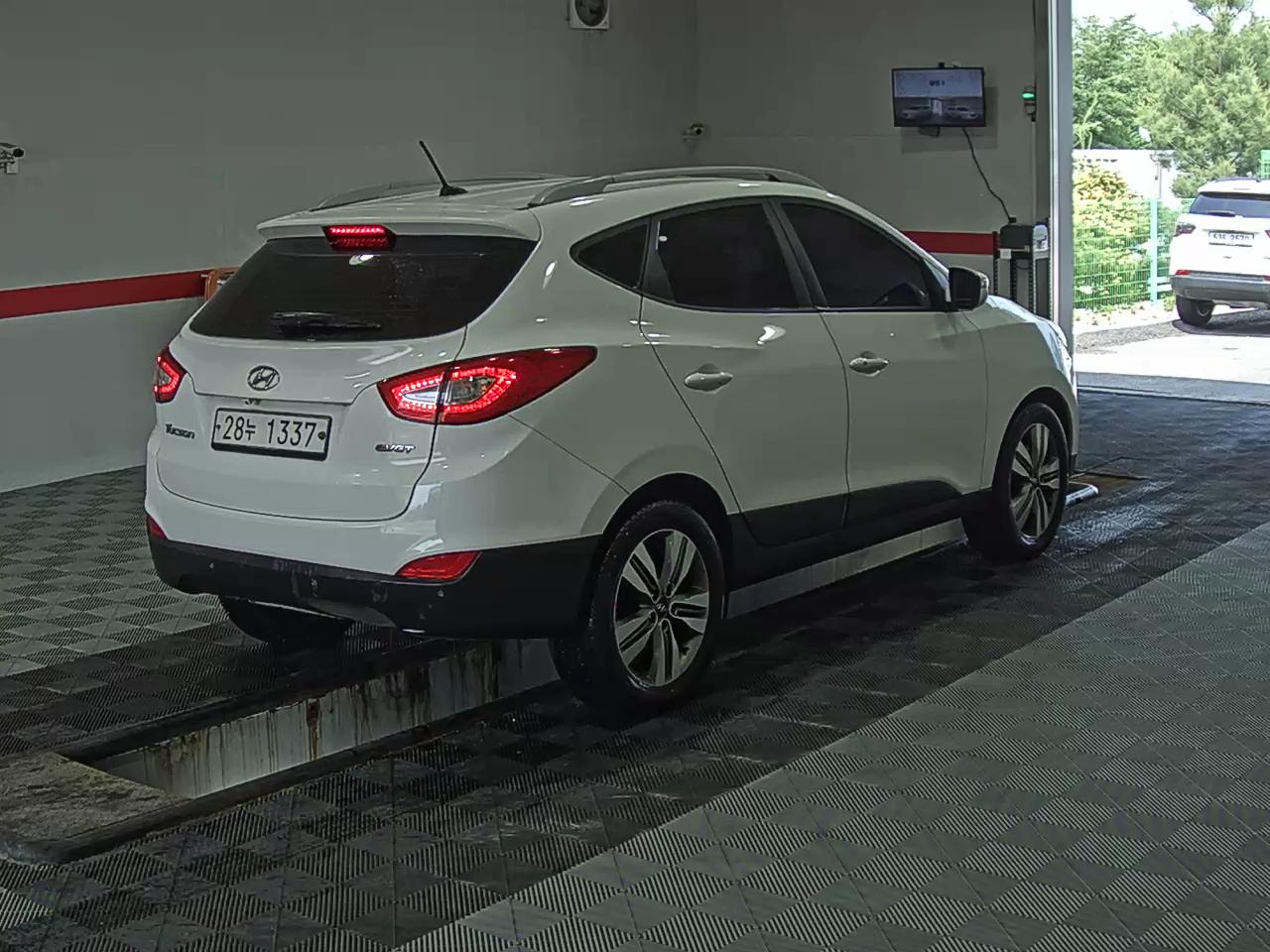 2014 - hyundai tucson