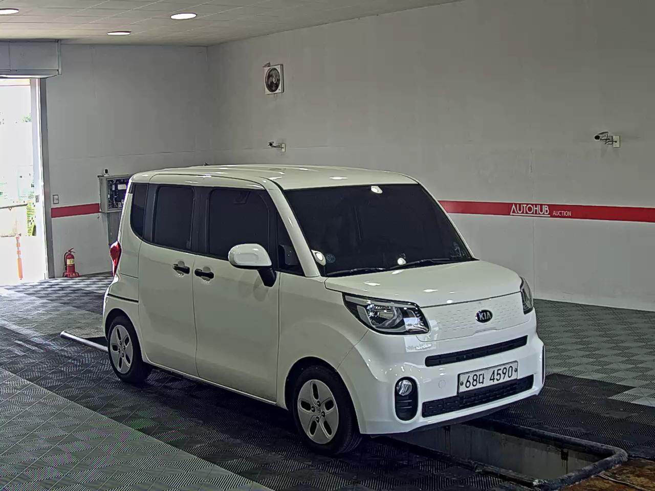 2019 - kia ray