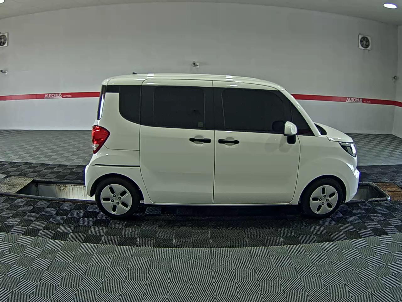 2019 - kia ray