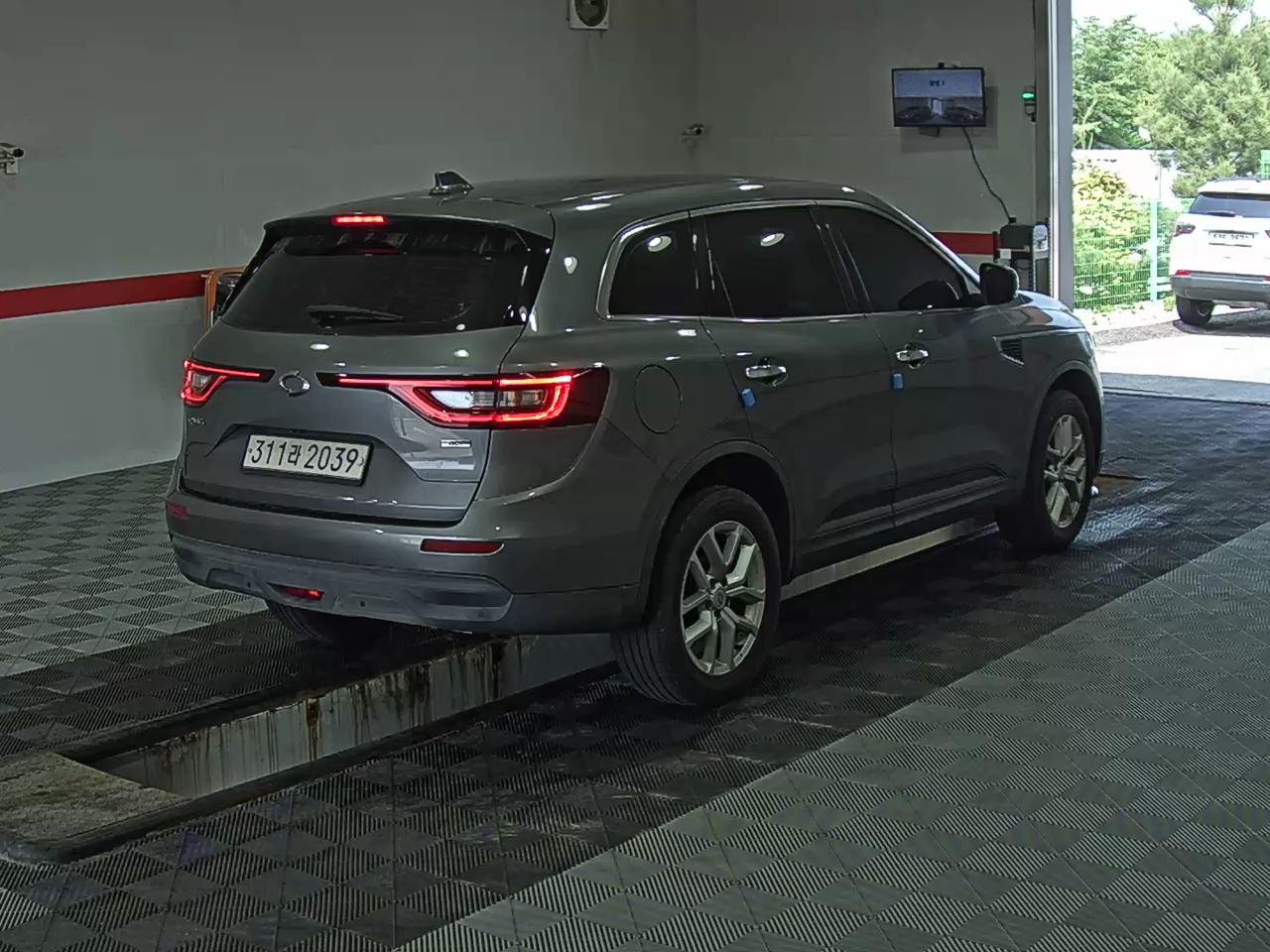 2018 - renault qm6