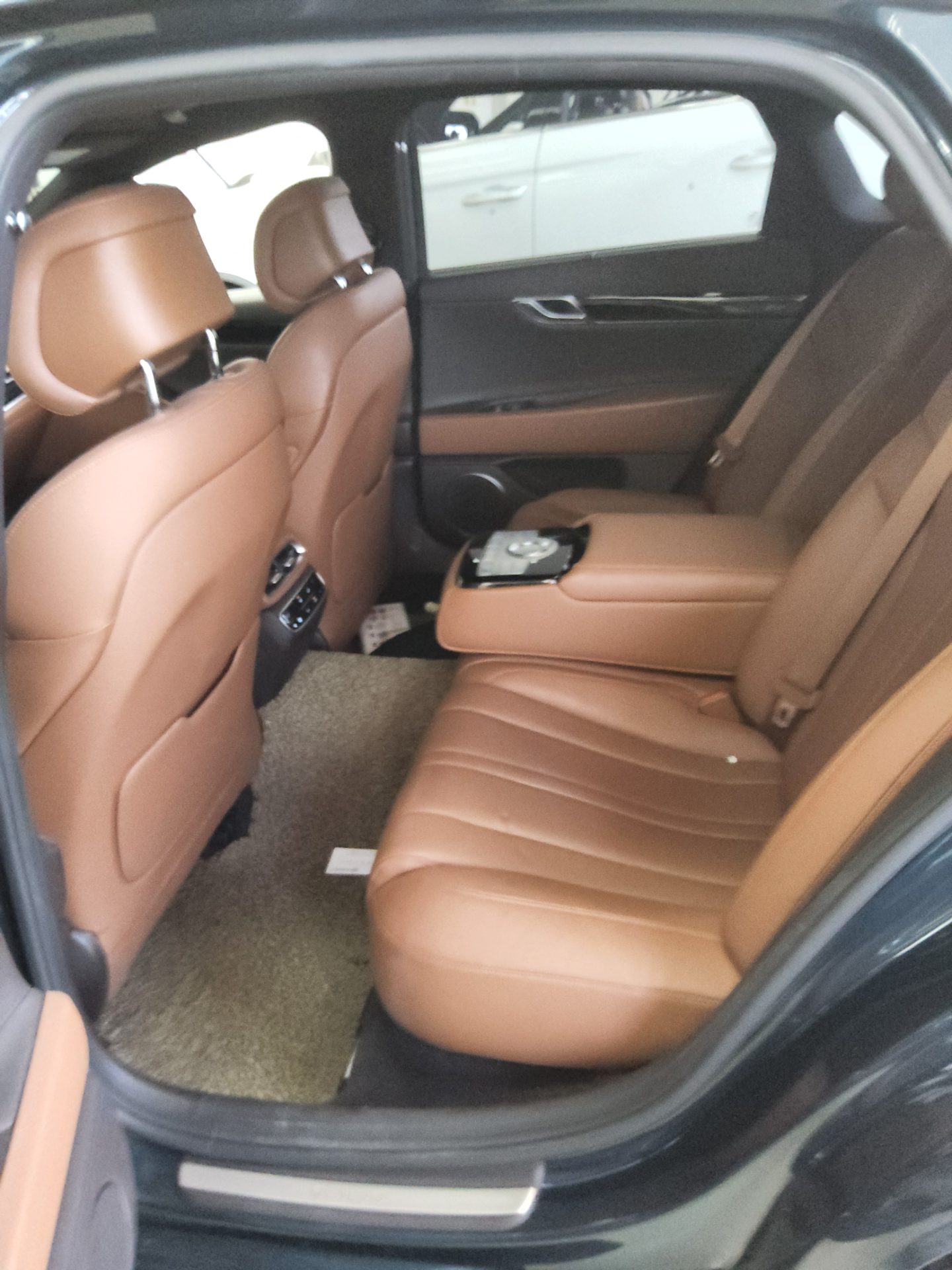 2022 - genesis g80