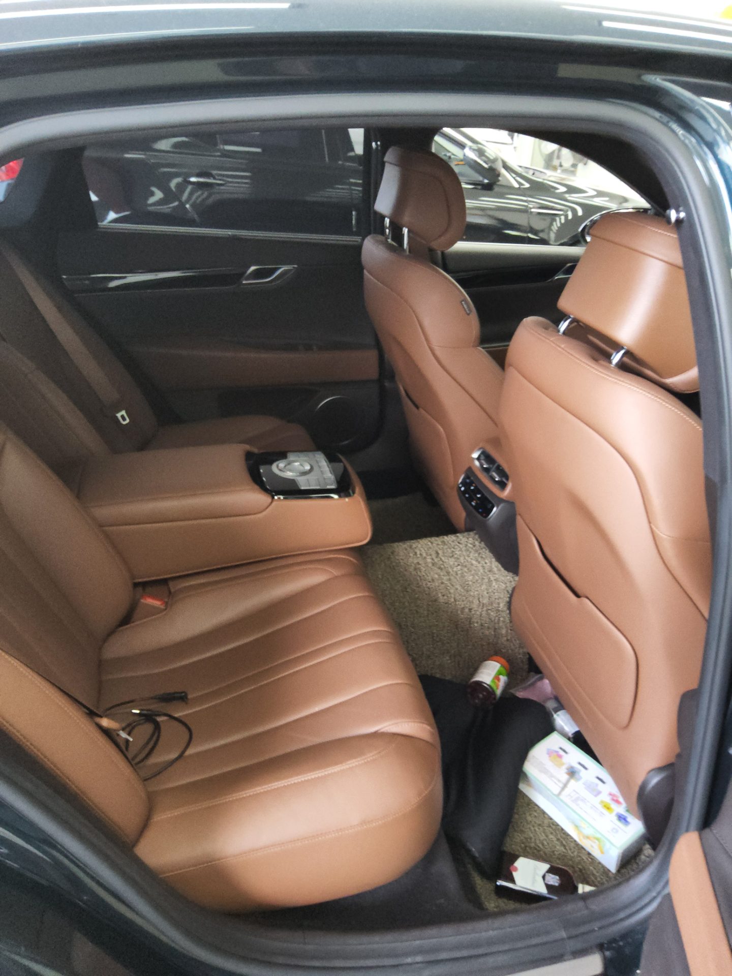 2022 - genesis g80