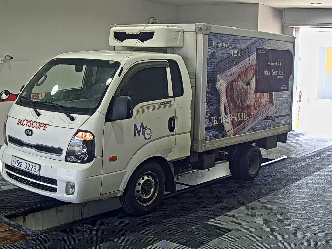 2013 - kia bongo