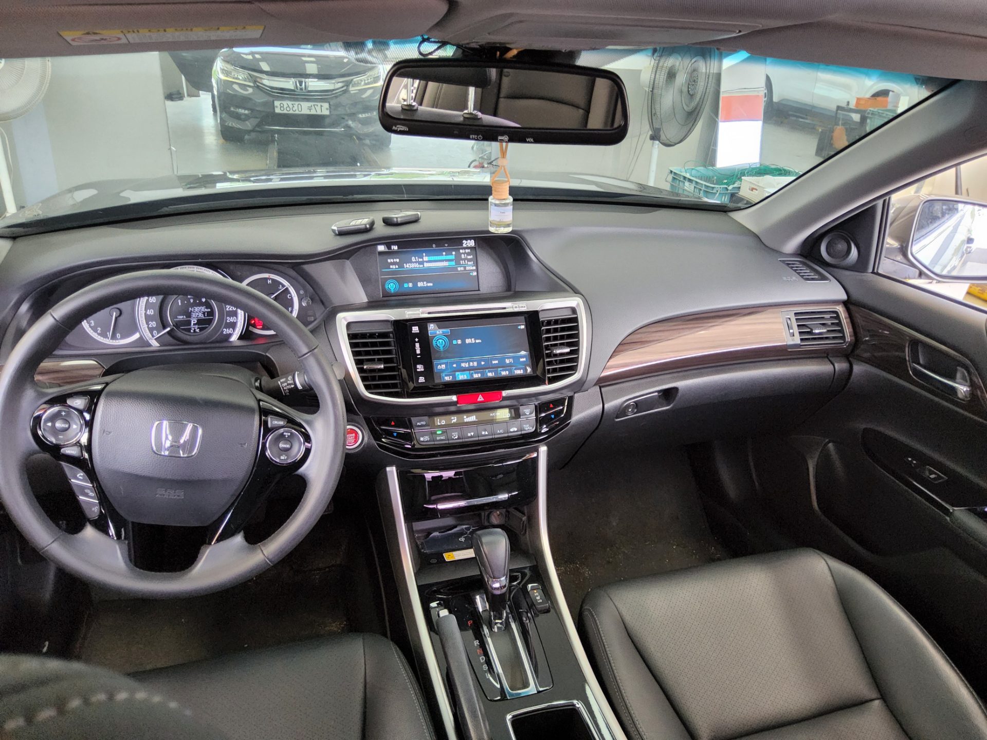 2017 - honda accord