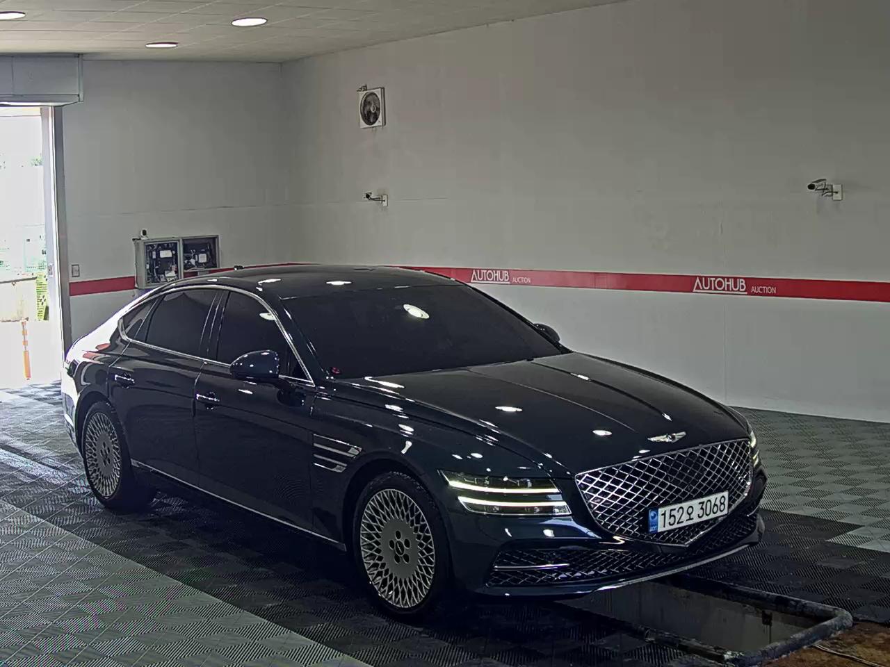 2022 - genesis g80