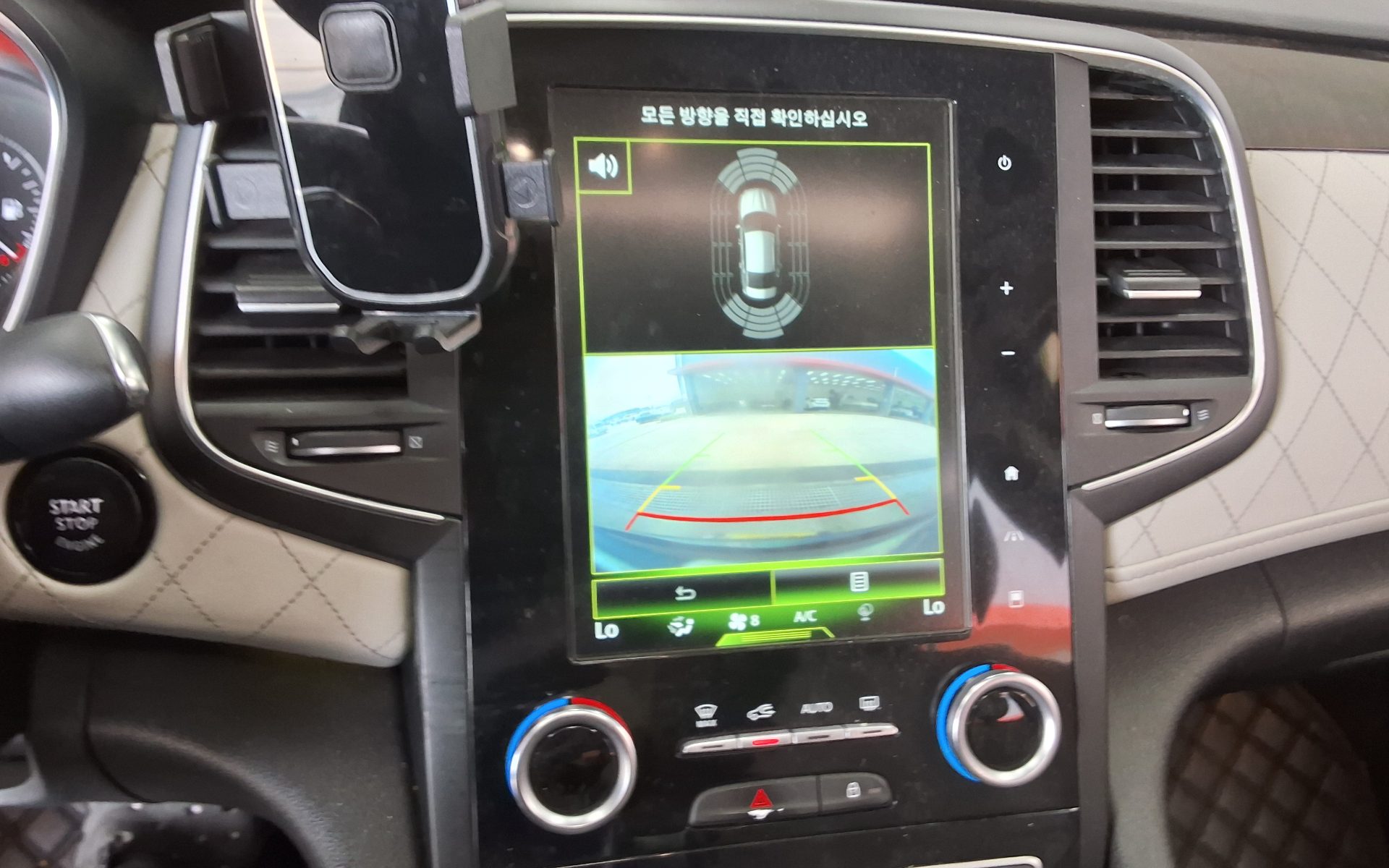 2016 - renault sm6