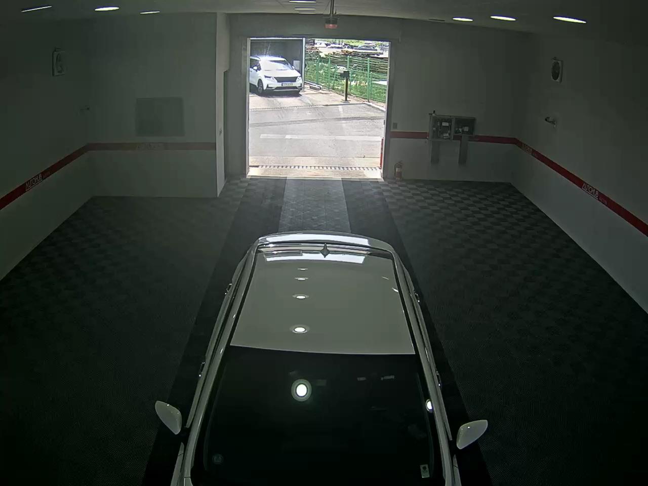 2014 - hyundai avante