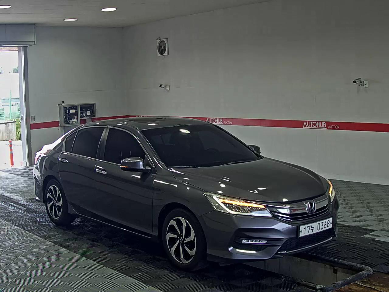 2017 - honda accord