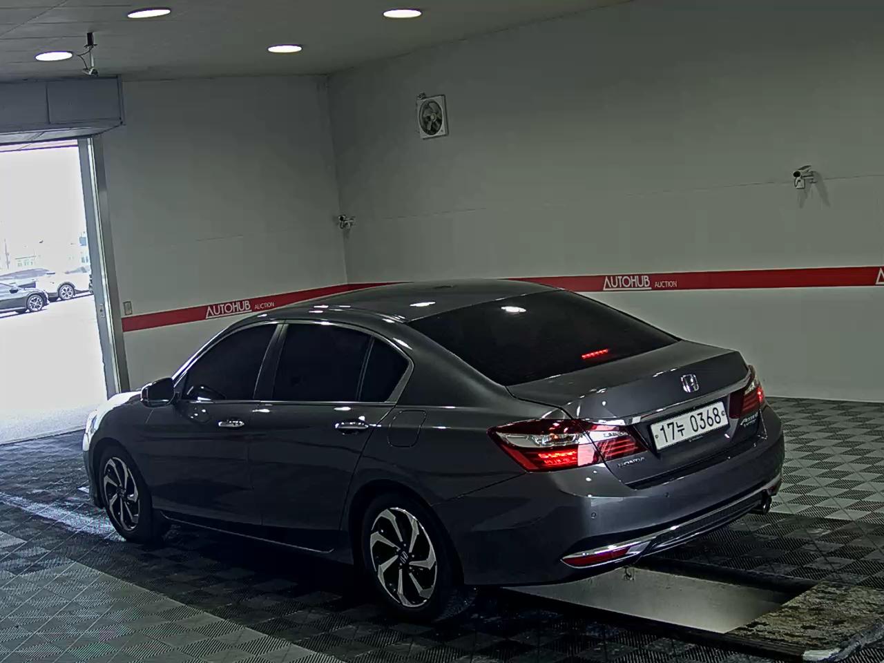 2017 - honda accord