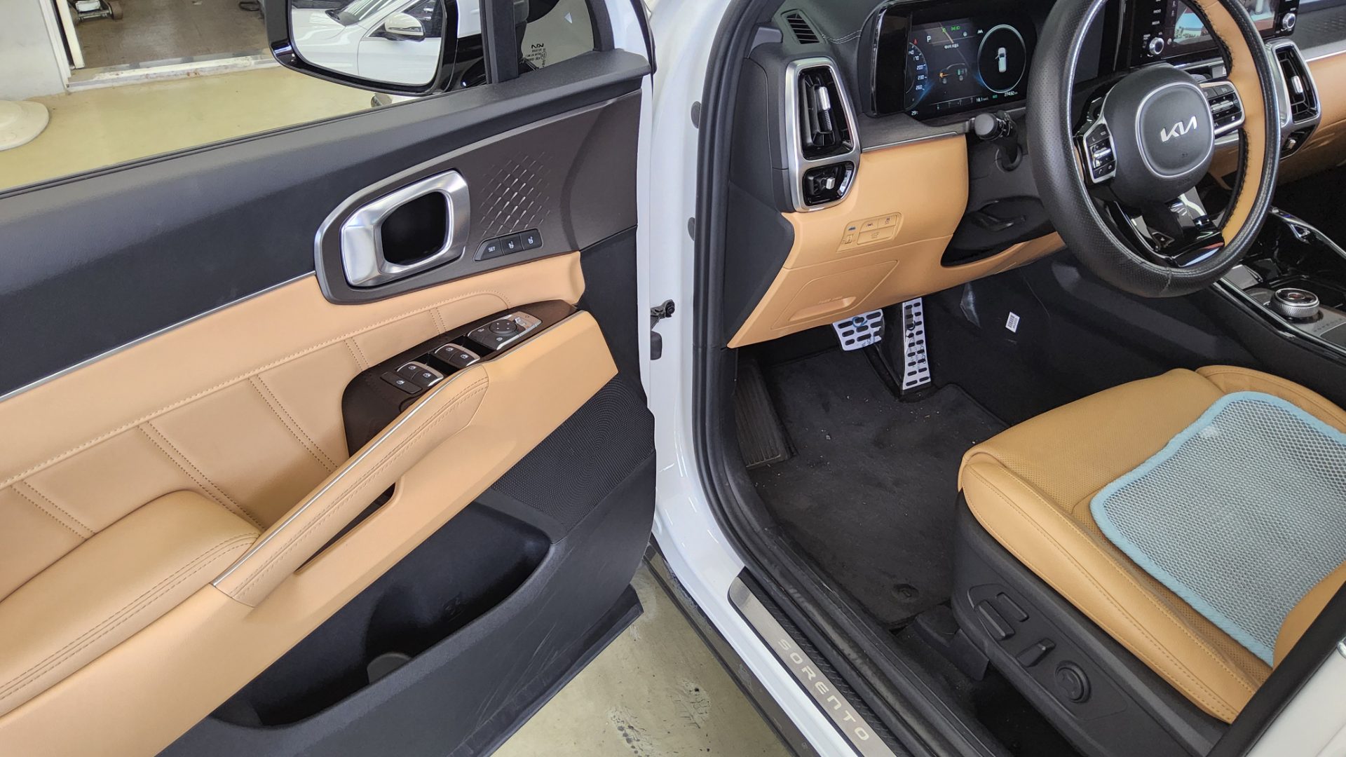 2023 - kia sorento
