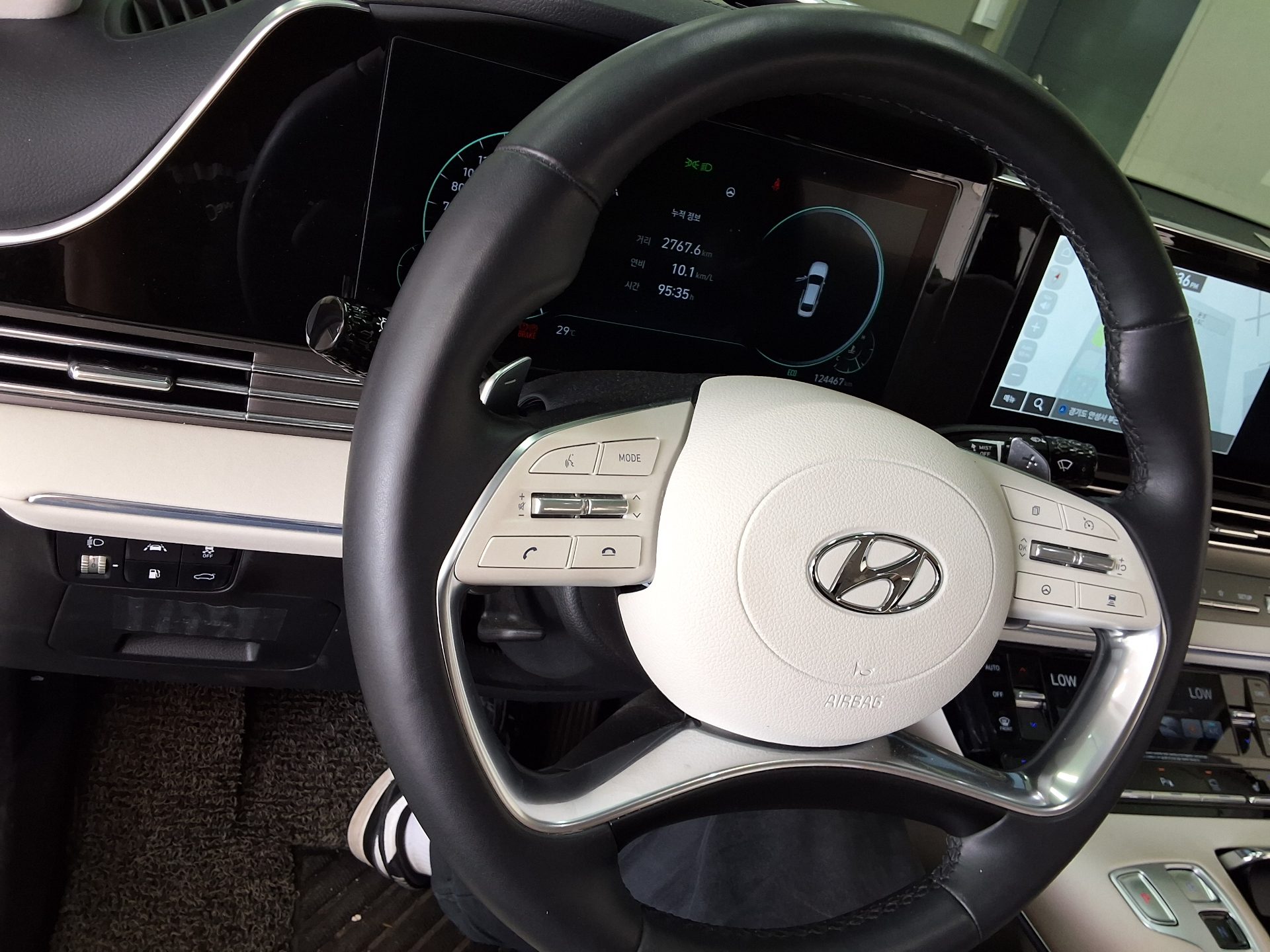 2022 - hyundai grandeur