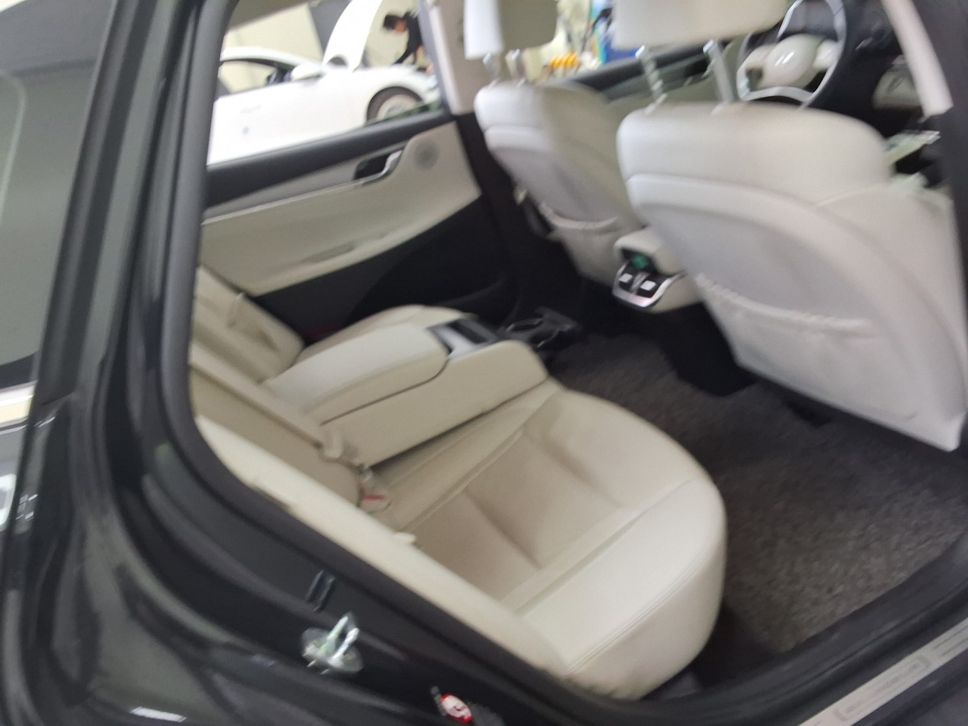 2022 - hyundai grandeur