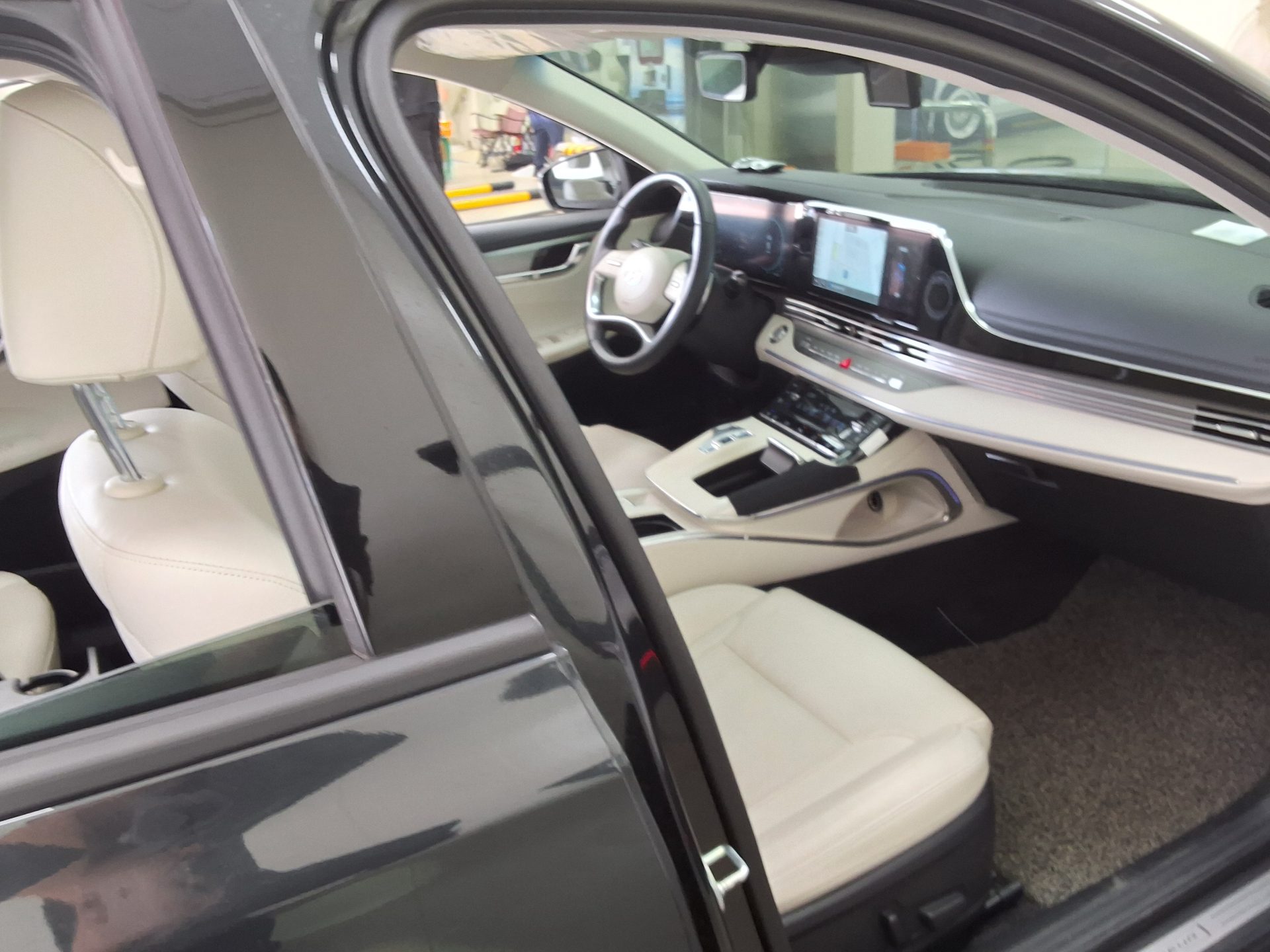 2022 - hyundai grandeur