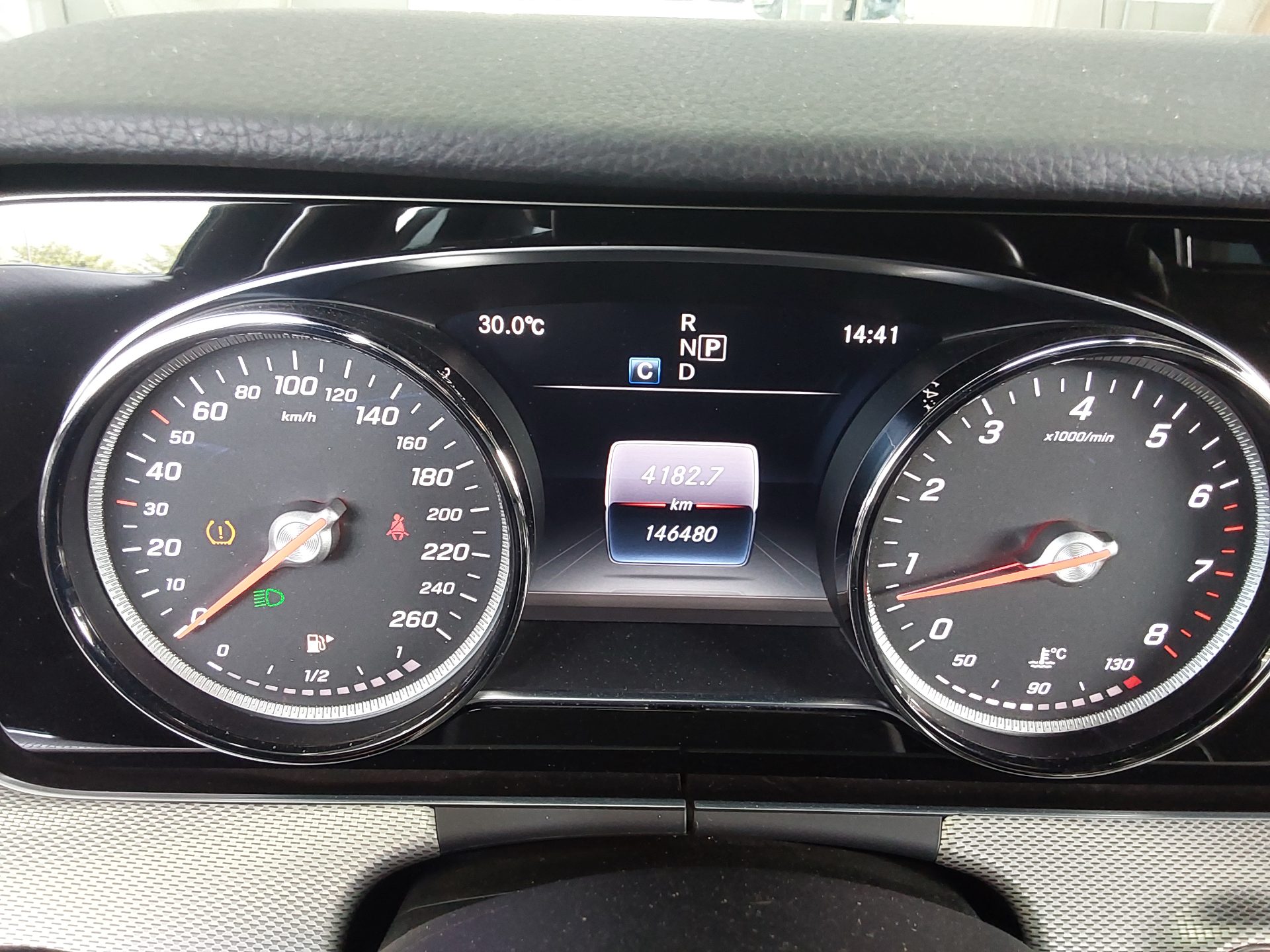 2017 - mercedes-benz e200