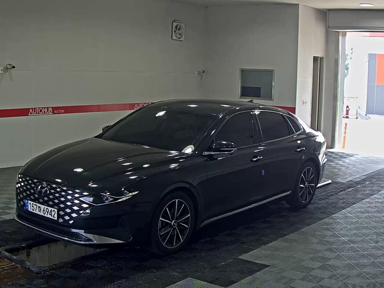 2022 - hyundai grandeur