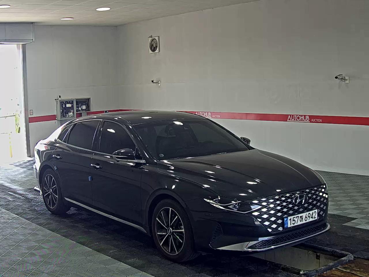 2022 - hyundai grandeur