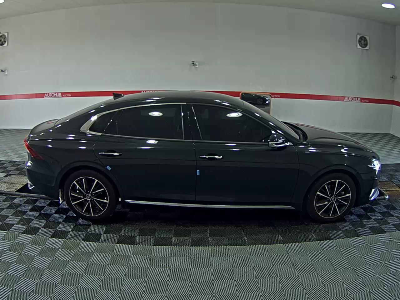 2022 - hyundai grandeur