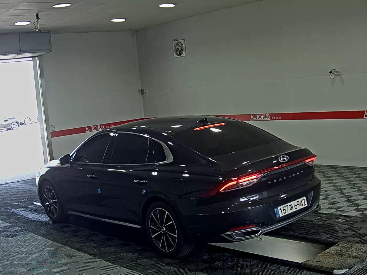 2022 - hyundai grandeur