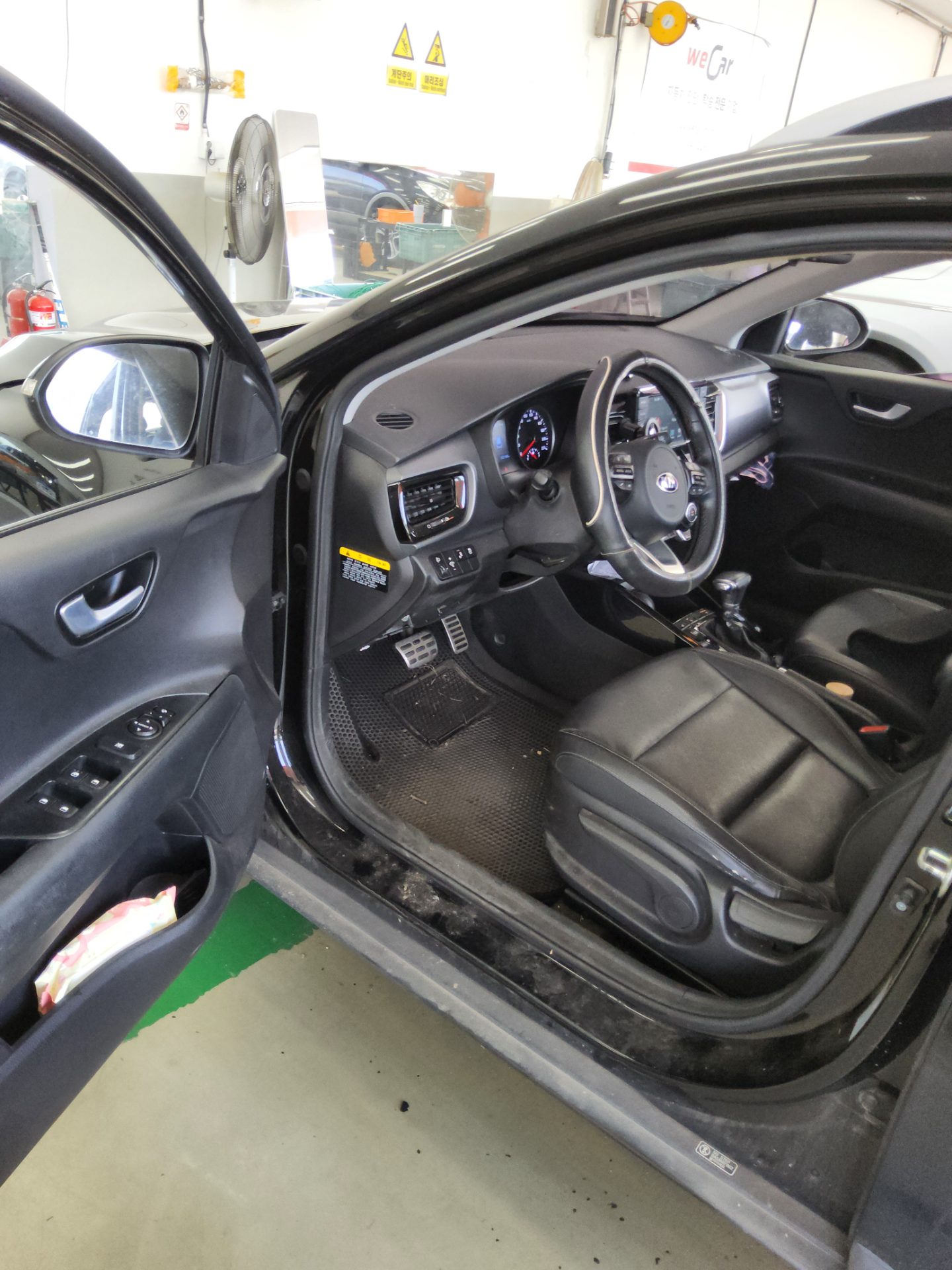 2018 - kia stonic