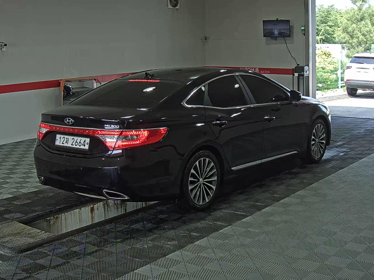 2014 - hyundai grandeur