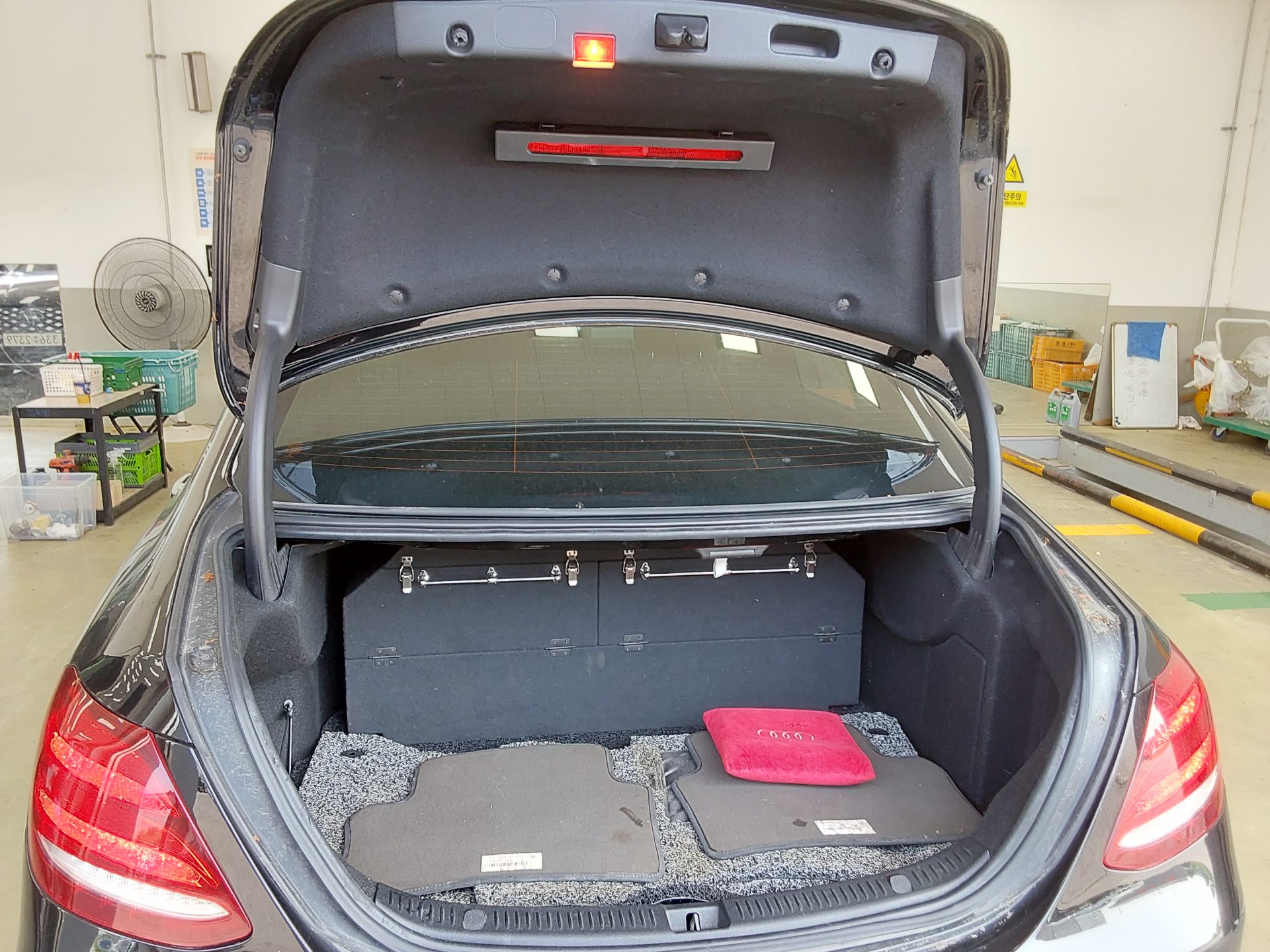 2017 - mercedes-benz e220d