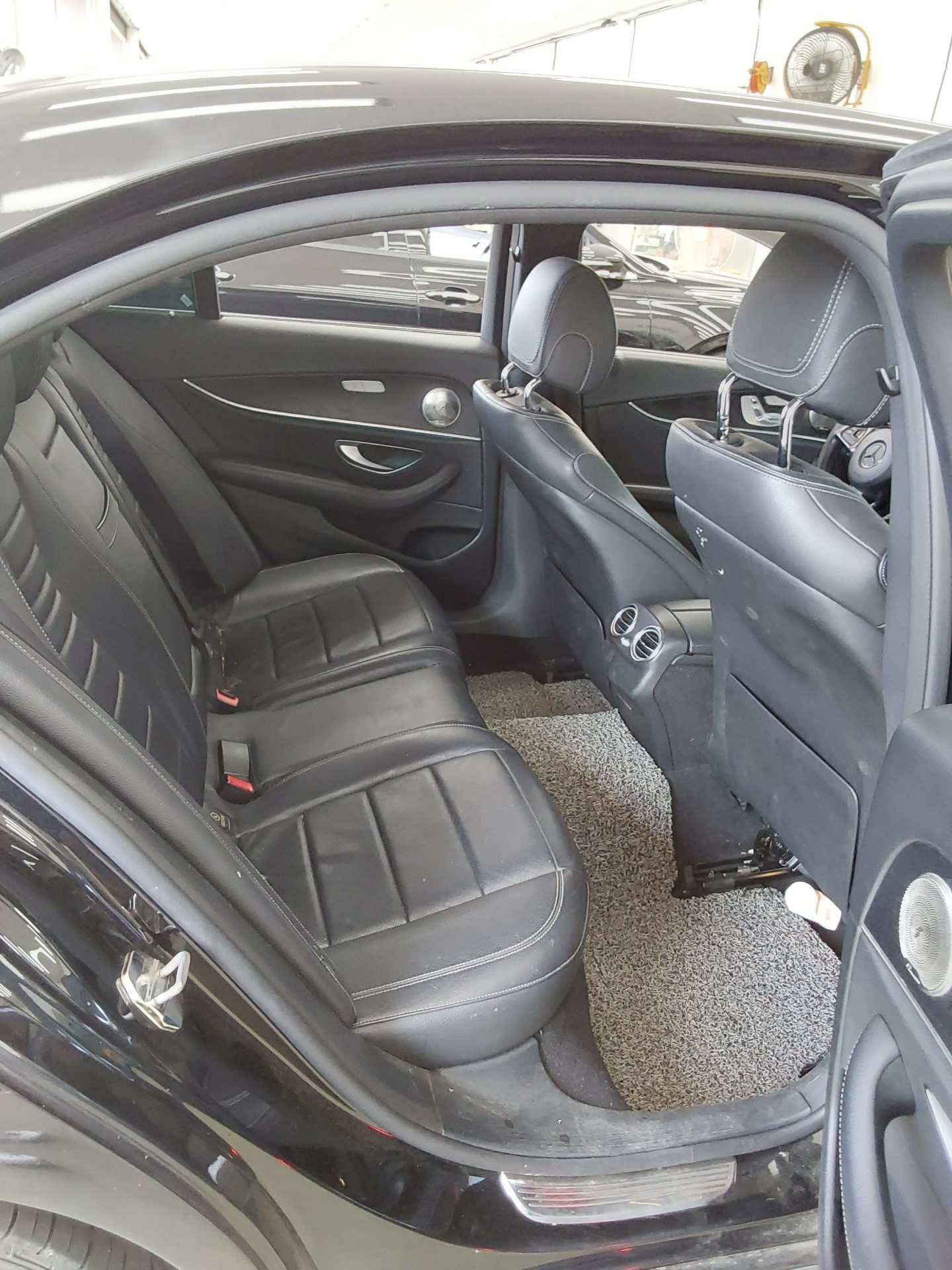2017 - mercedes-benz e220d