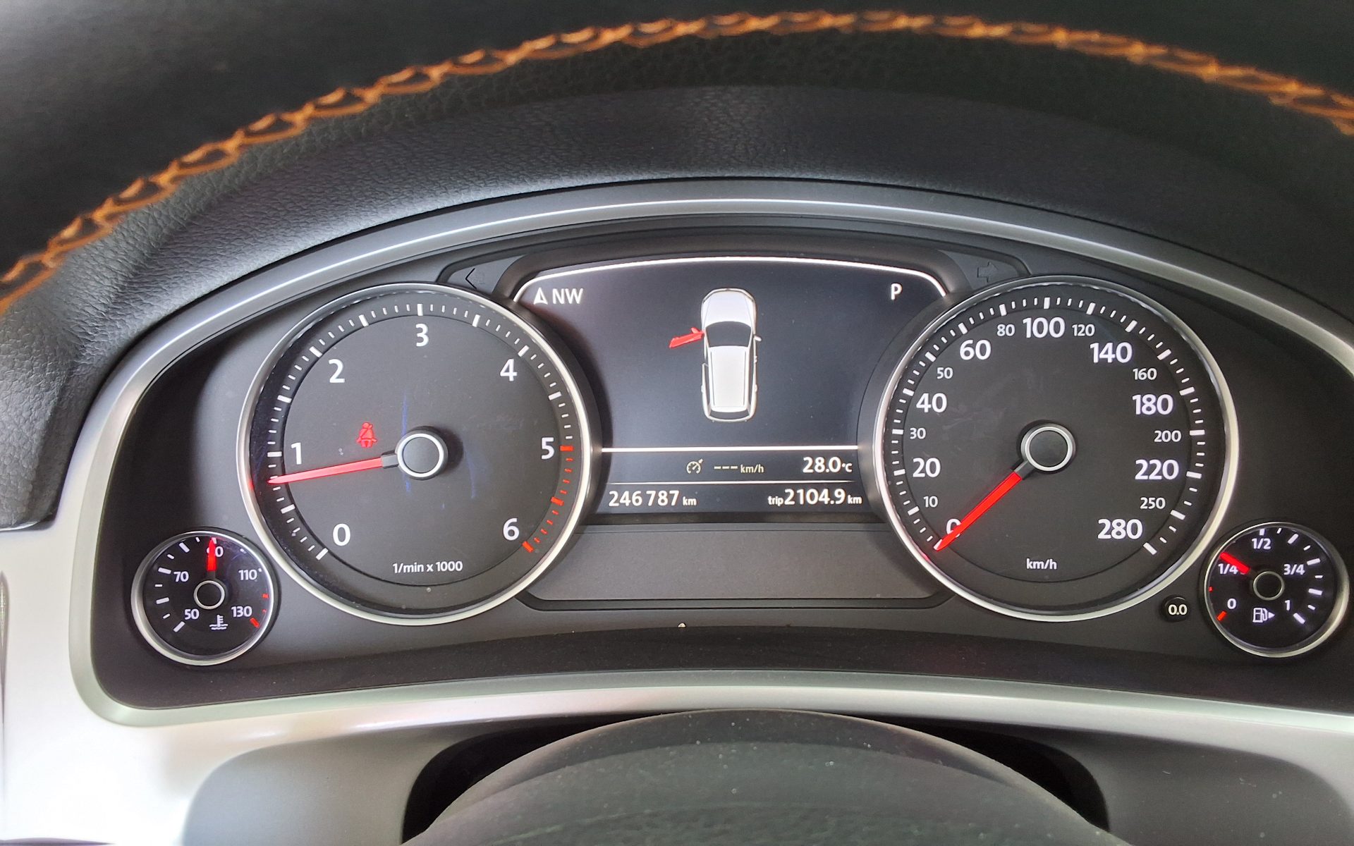 2012 - volkswagen touareg