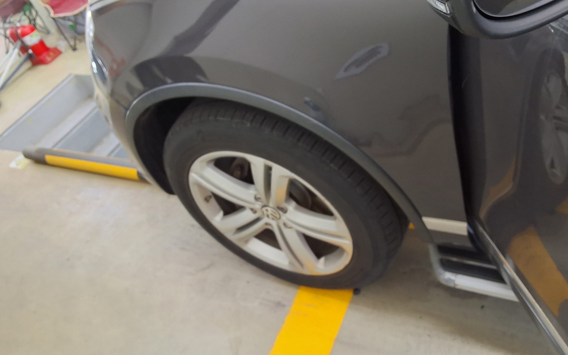 2012 - volkswagen touareg