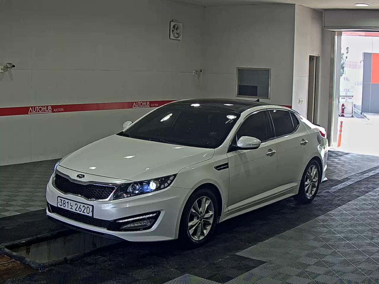 KIA K5 LPI RENTAL CAR
