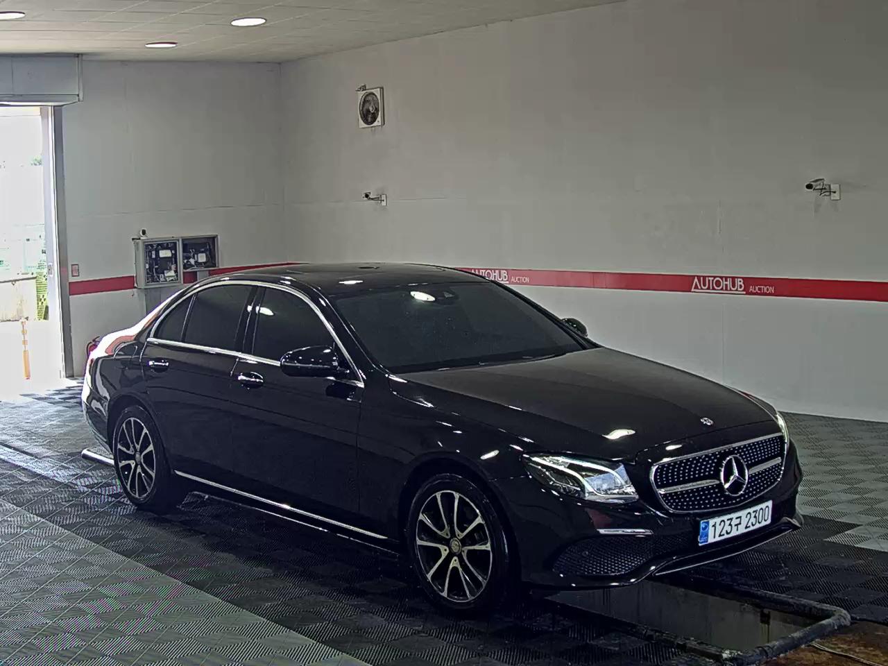2017 - mercedes-benz e220d
