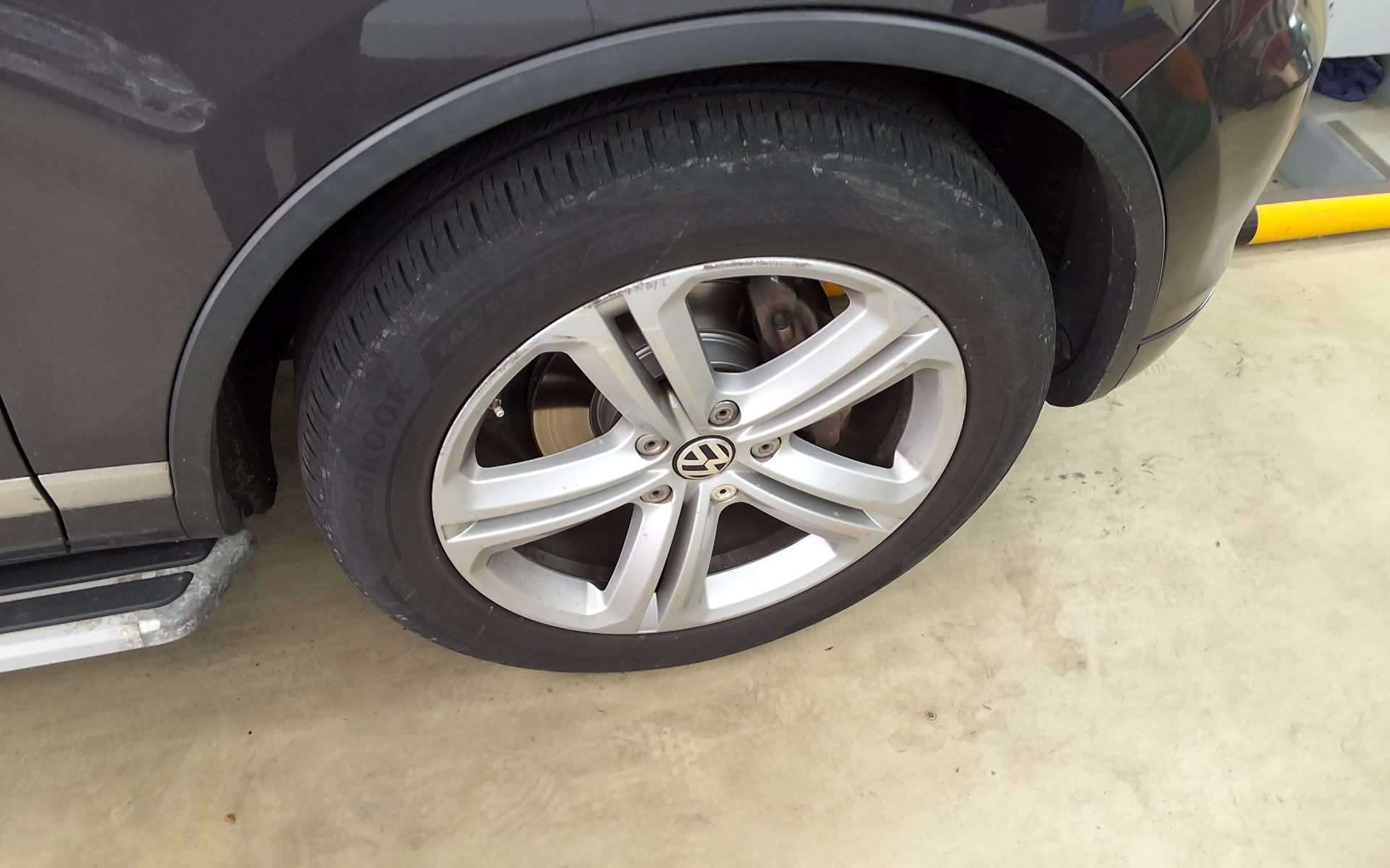 2012 - volkswagen touareg