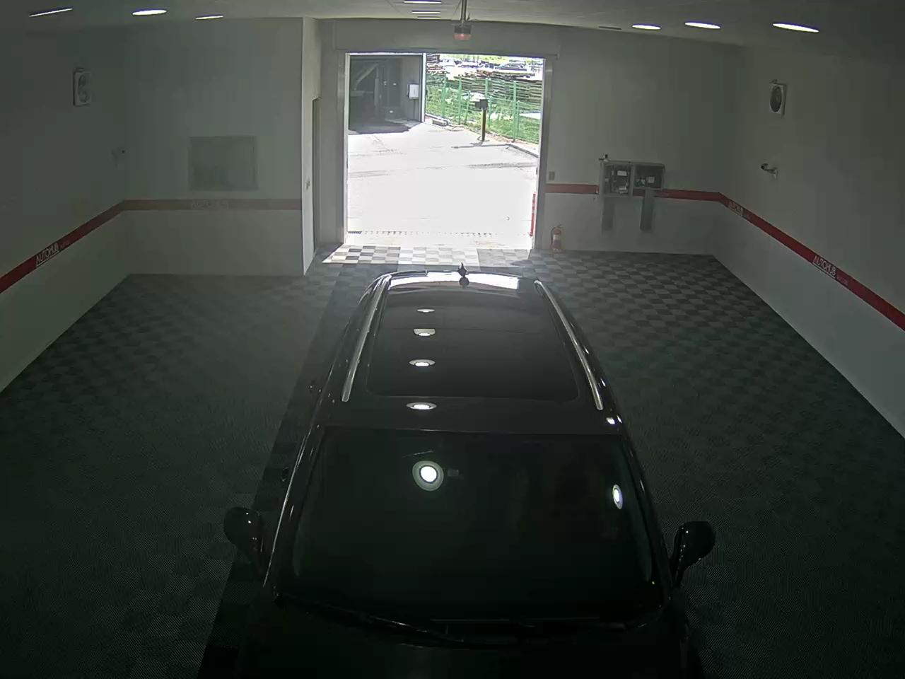 2012 - volkswagen touareg
