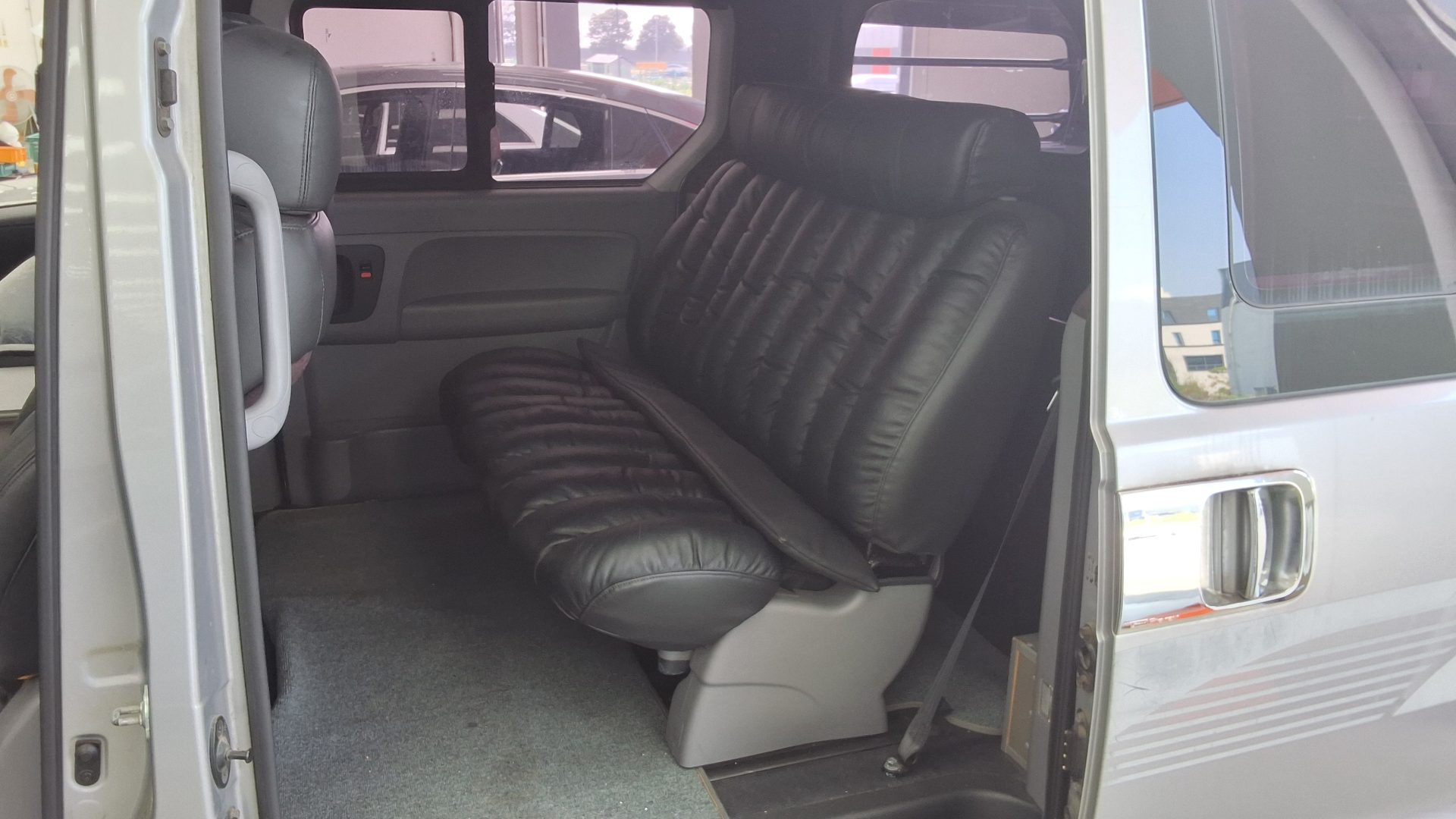 2013 - hyundai grand starex