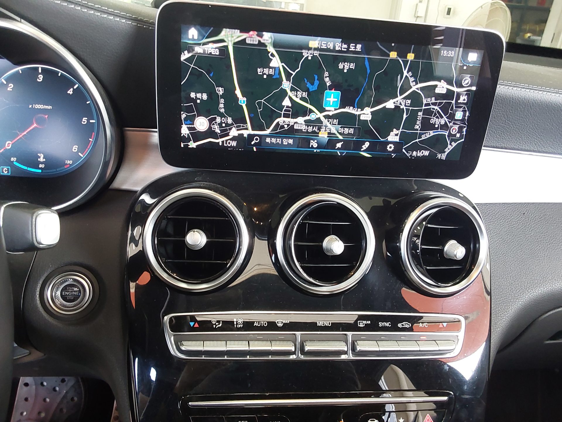 2022 - mercedes-benz glc 220d