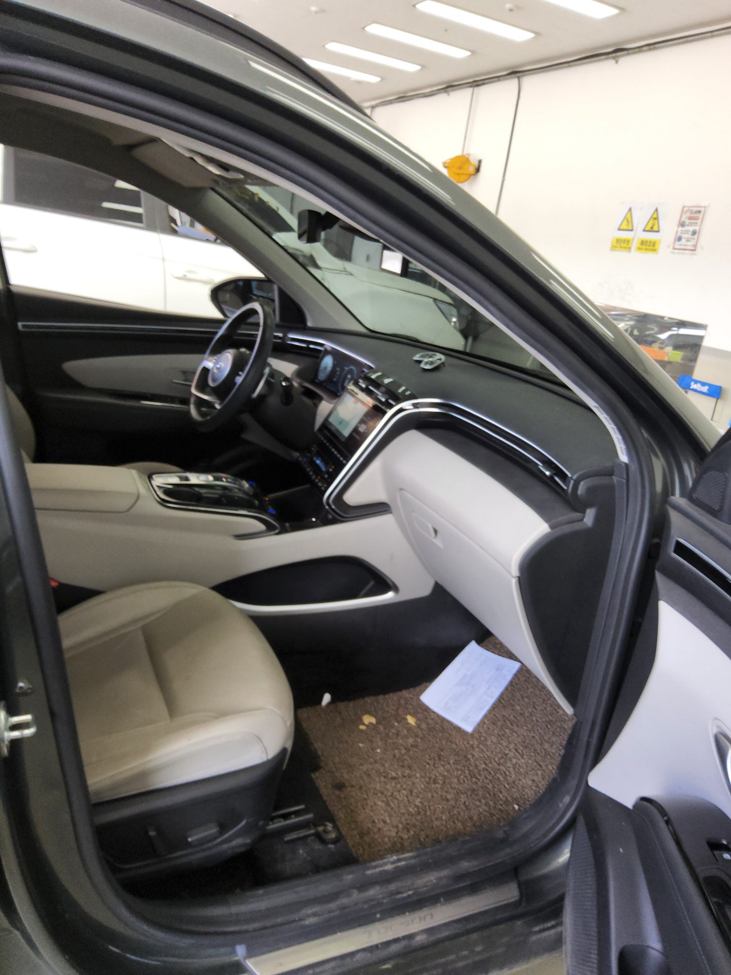 2022 - hyundai tucson