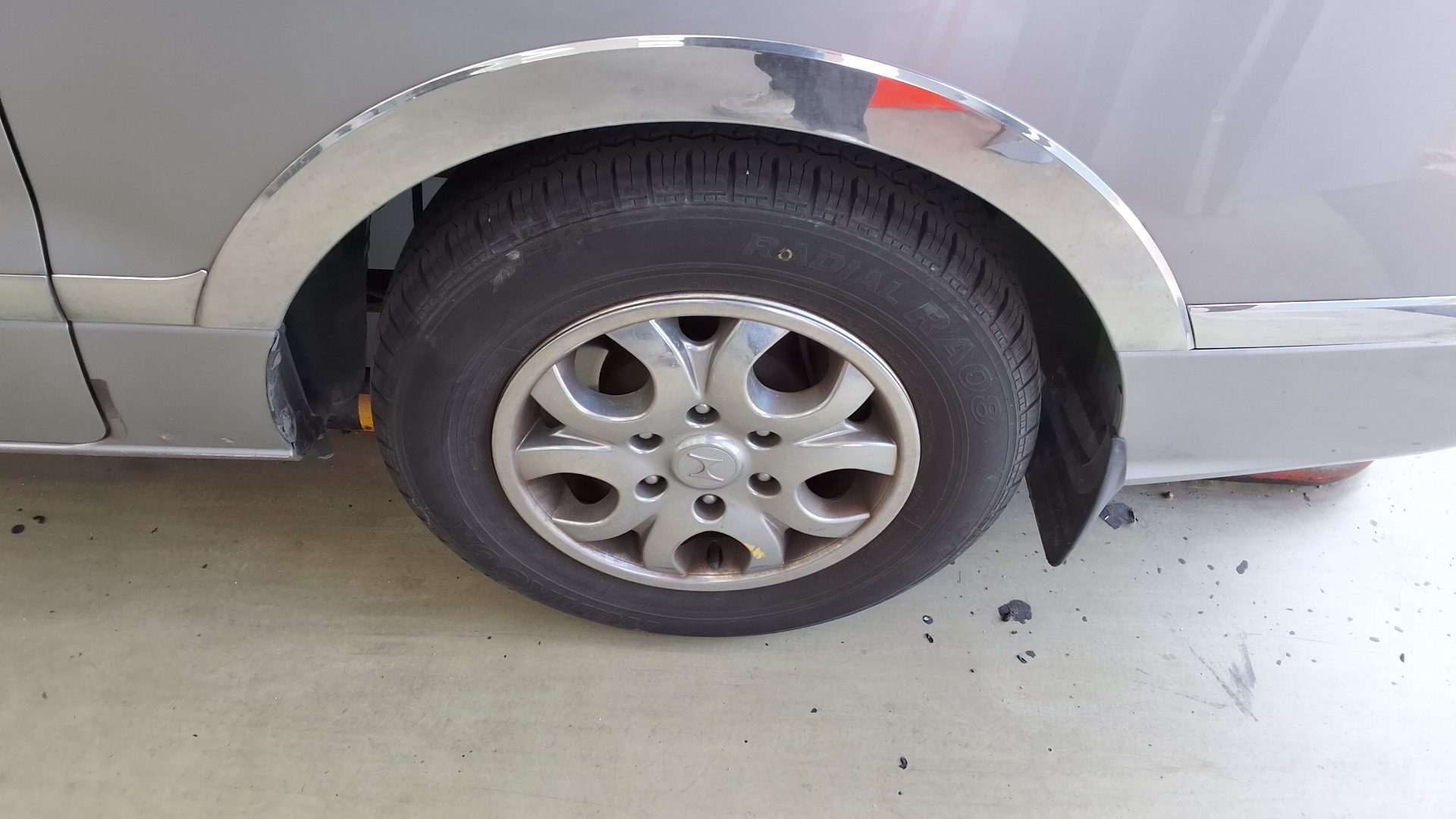 2013 - hyundai grand starex