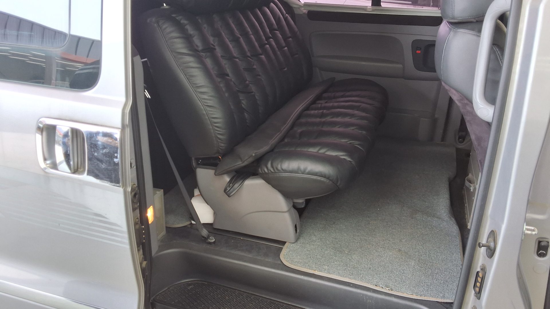 2013 - hyundai grand starex