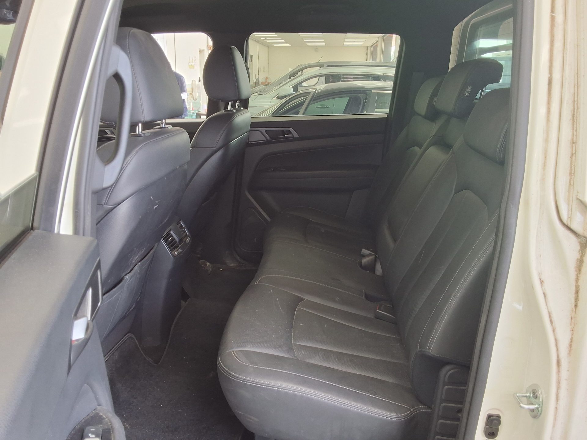 2022 - ssangyong rexton