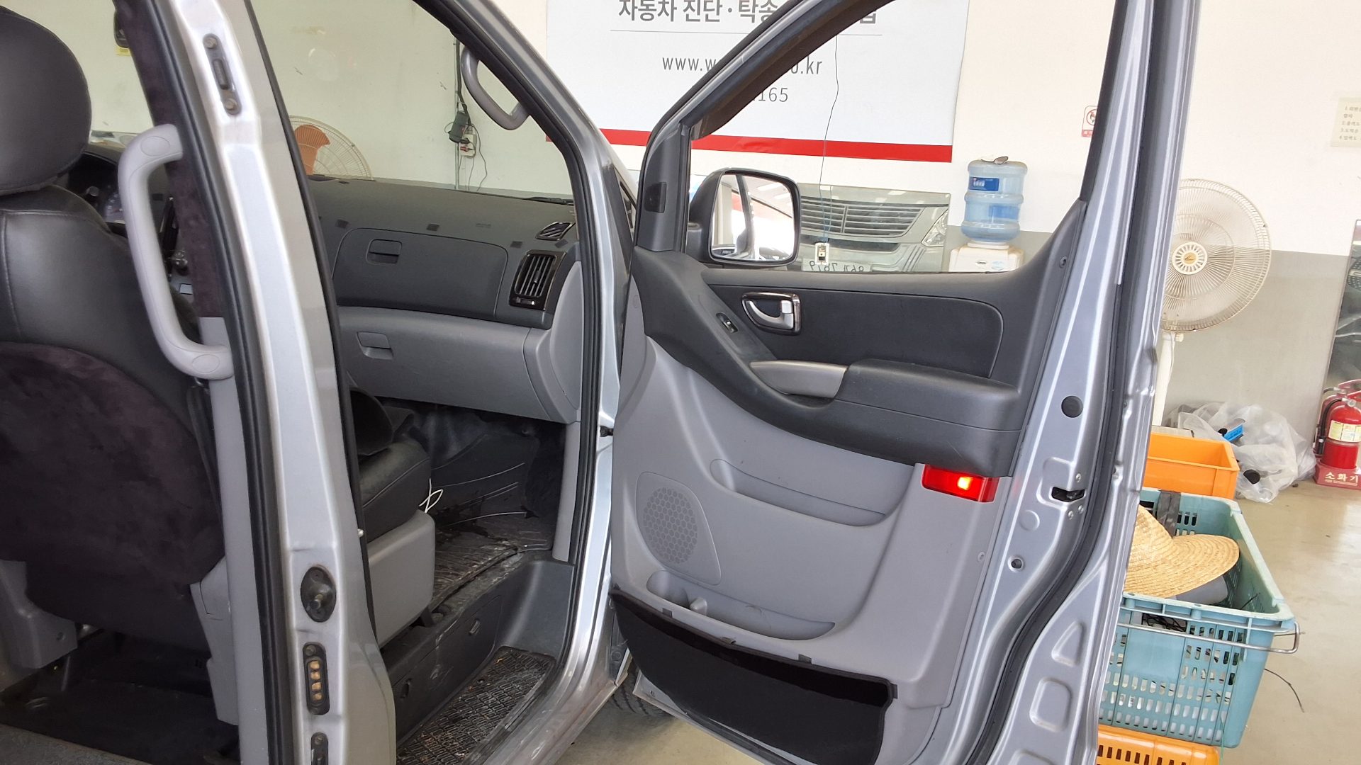 2013 - hyundai grand starex