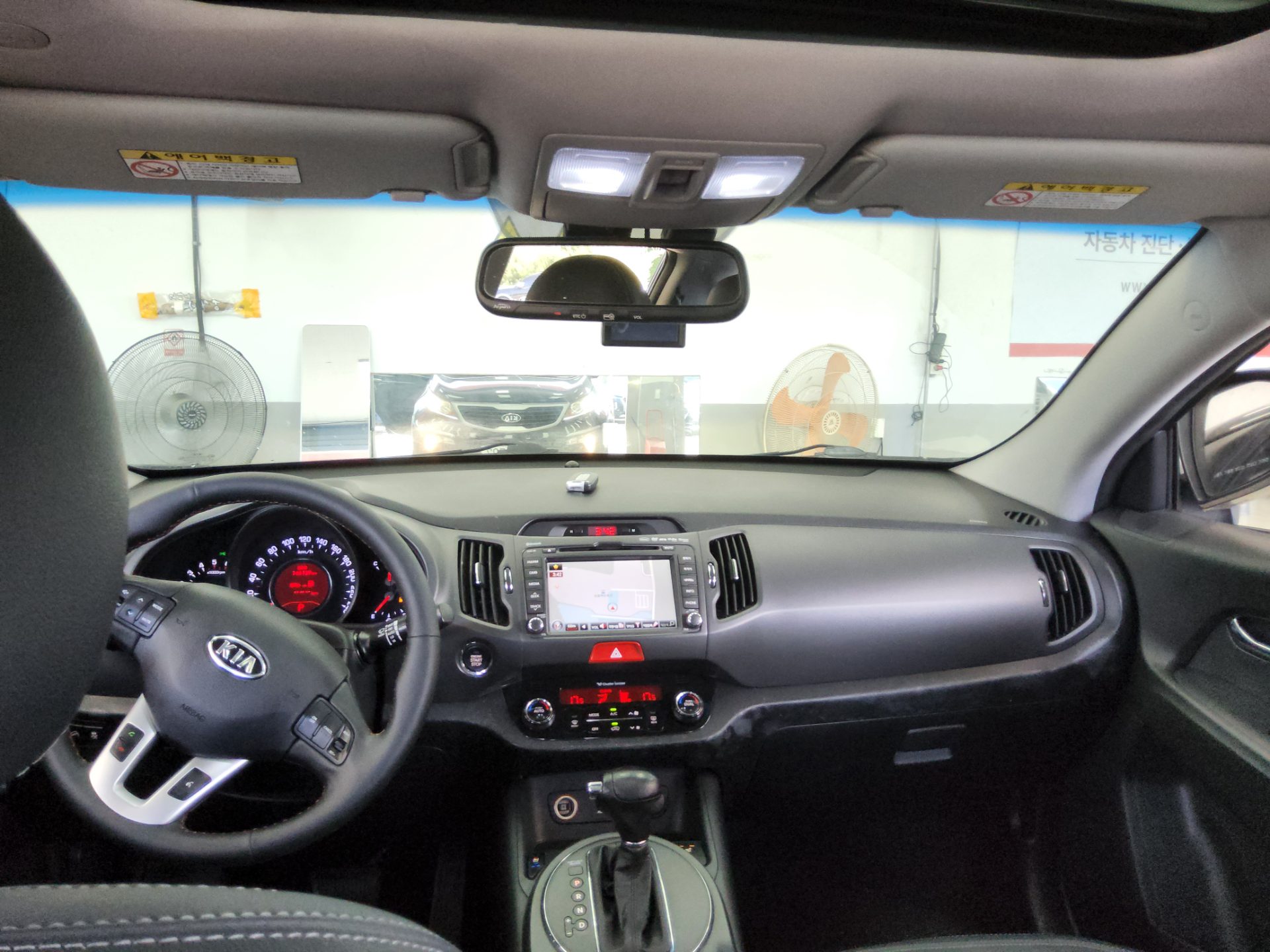 2011 - kia sportage