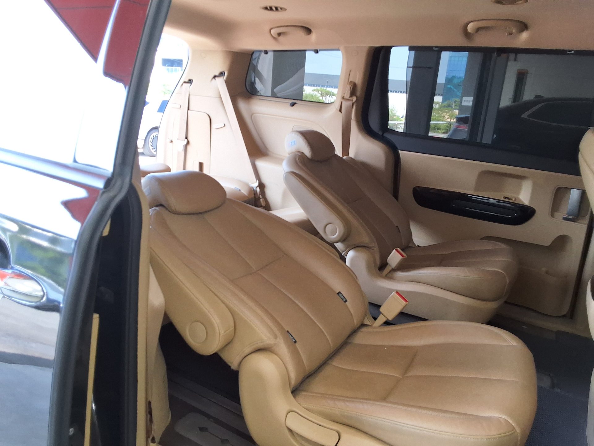 2019 - kia carnival