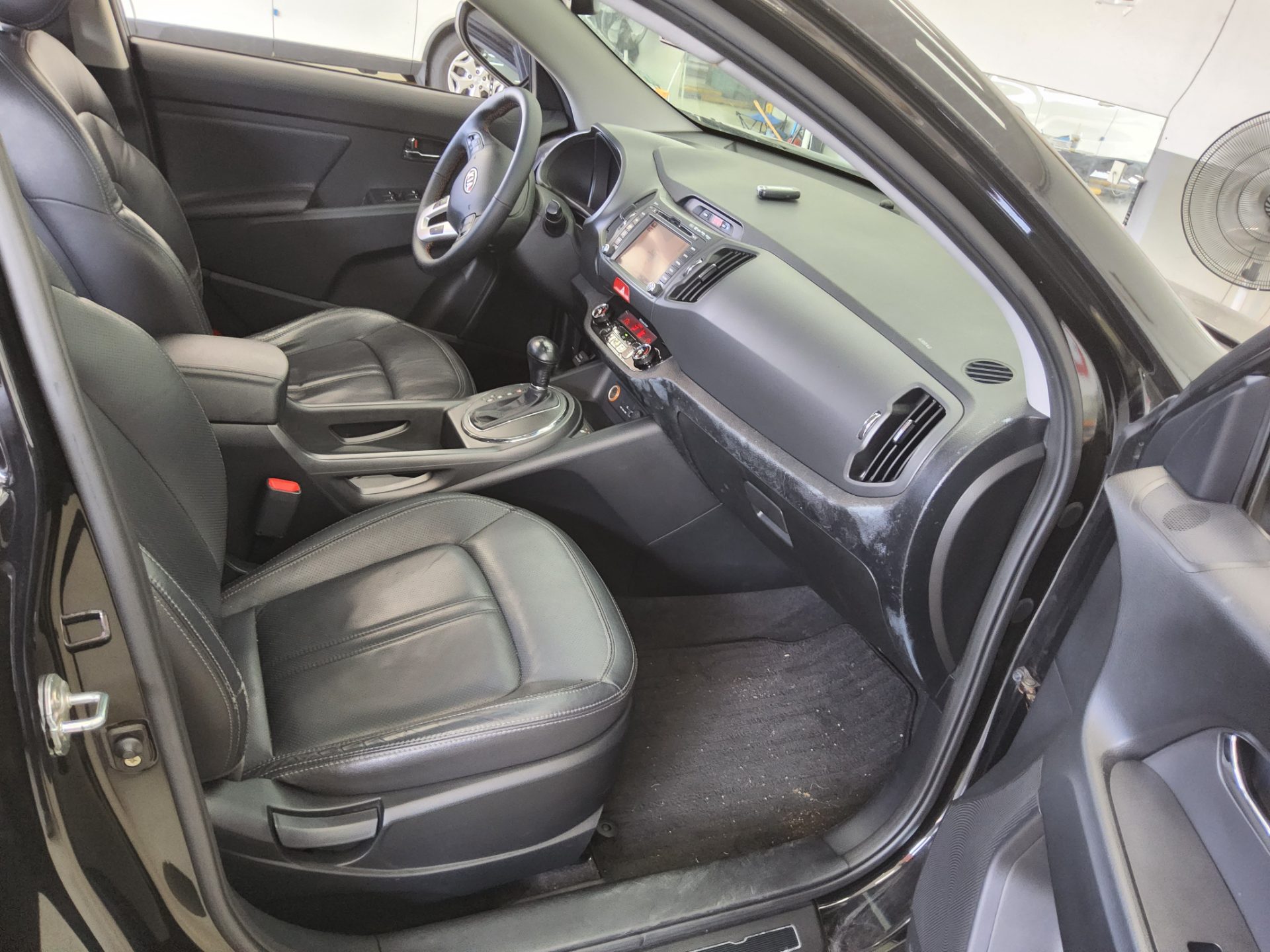 2011 - kia sportage