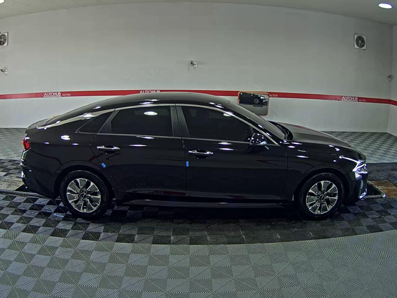 2022 - kia k5