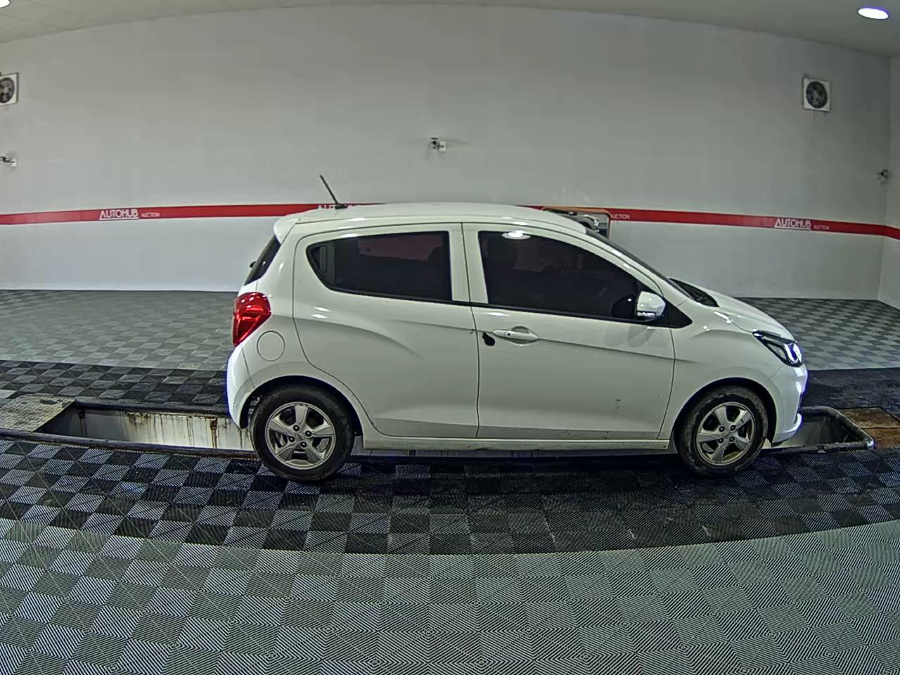 2019 - chevrolet spark